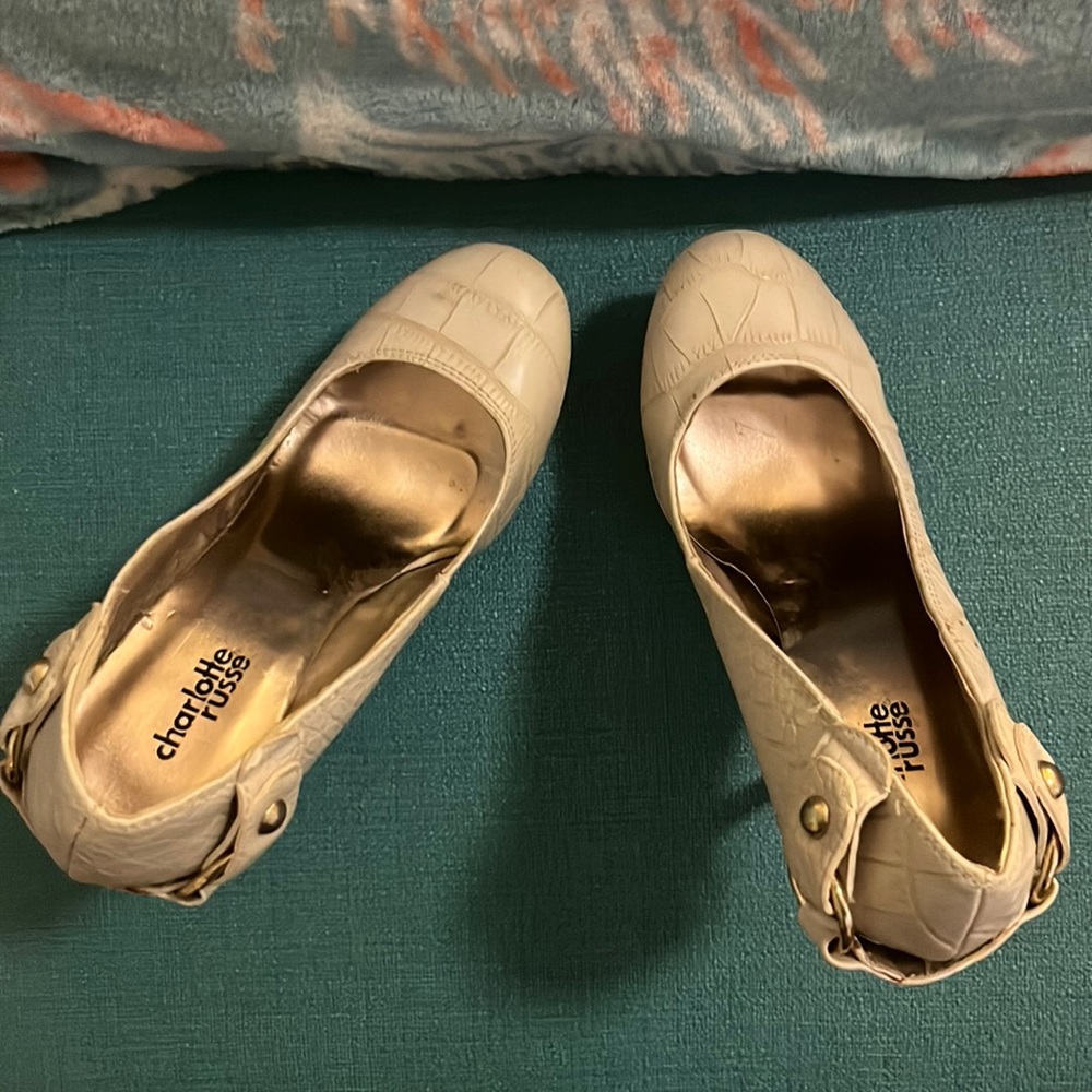 Tan business heels